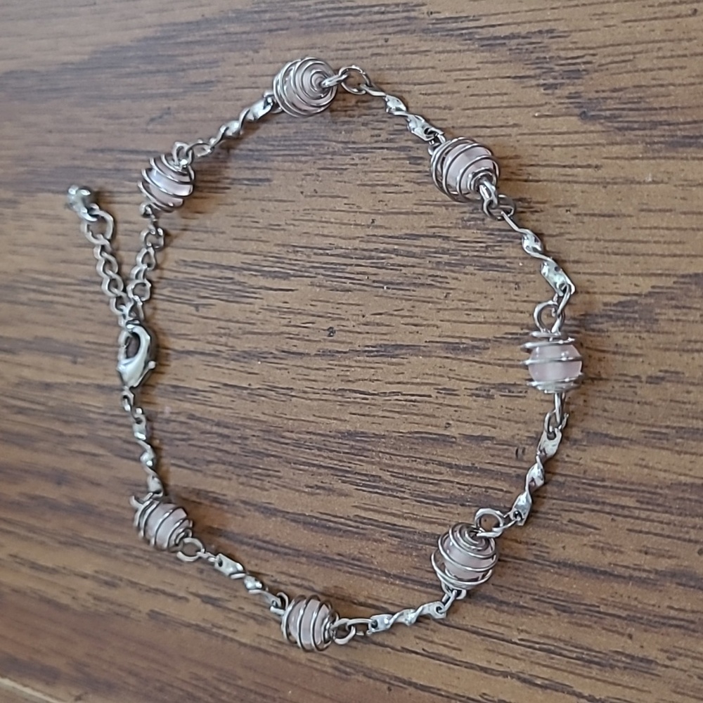 Vintage Pink and Silver Spiral Bead Bracelet